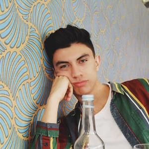 Meet your Posher, Diego